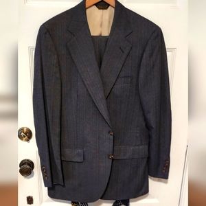 VINTAGE Racquet Club Men's Suit Size 42R Two button. Made in USA